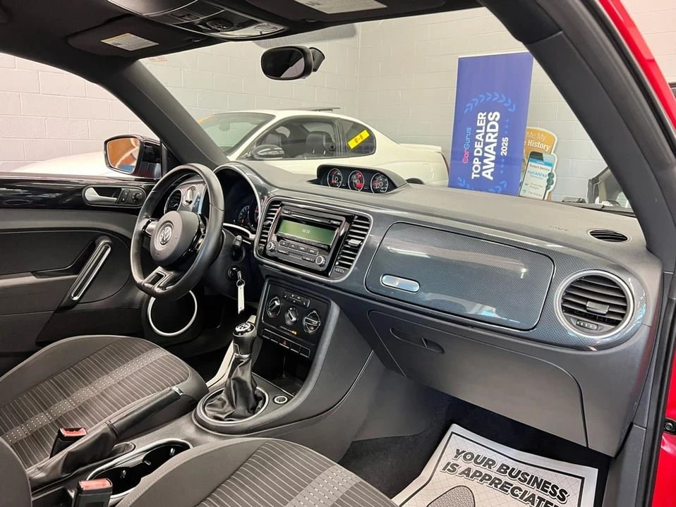 2012 Volkswagen A5 Beetle - Image 7 of 20