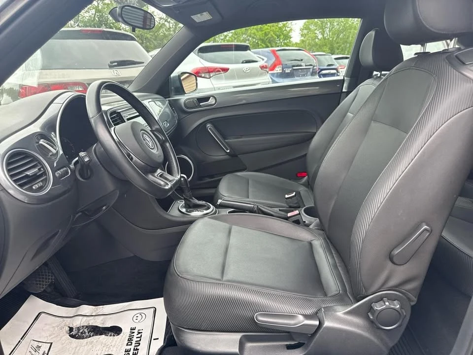 2012 Volkswagen A5 Beetle - Image 6 of 14