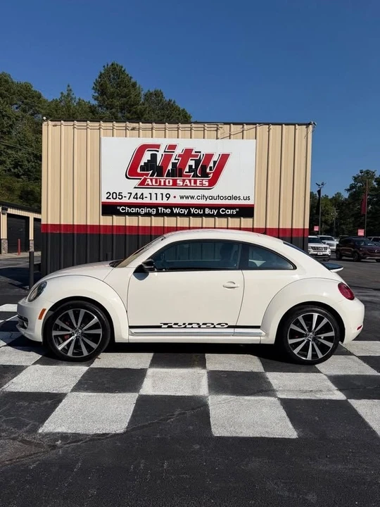 2012 Volkswagen A5 Beetle - Image 2 of 10