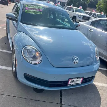 2012 Volkswagen Beetle Hatchback 2D