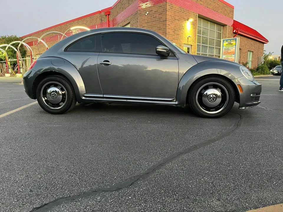 2012 Volkswagen A5 Beetle - Image 10 of 11