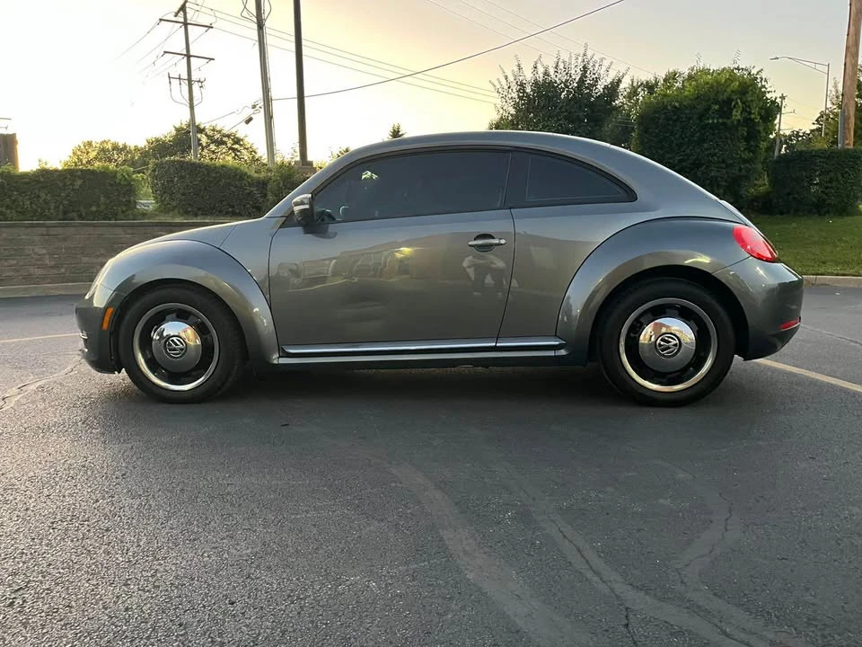 2012 Volkswagen A5 Beetle - Image 8 of 11
