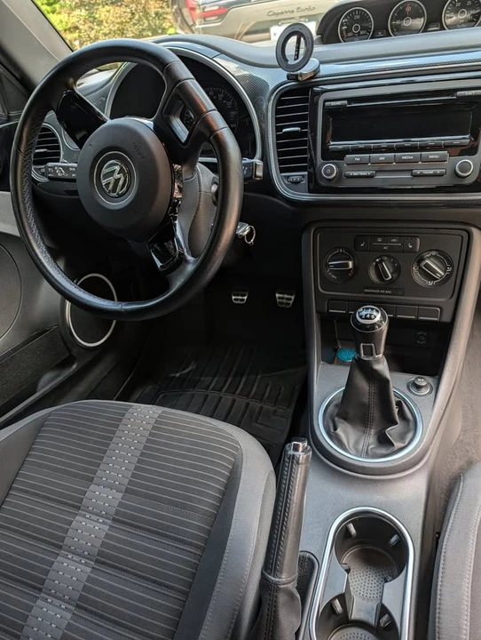 2012 Volkswagen A5 Beetle - Image 17 of 20