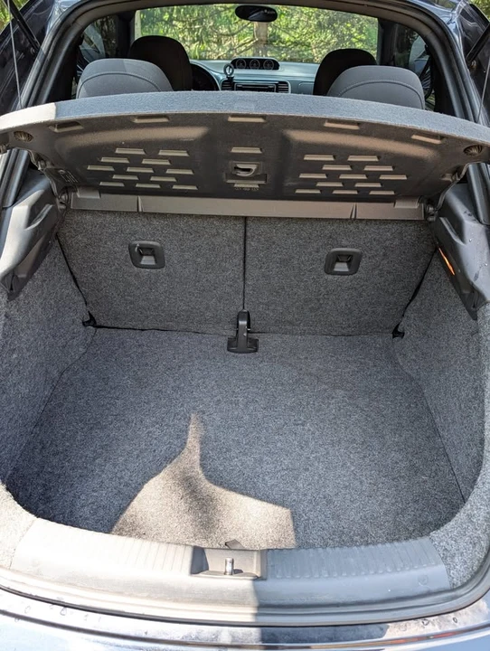 2012 Volkswagen A5 Beetle - Image 10 of 20