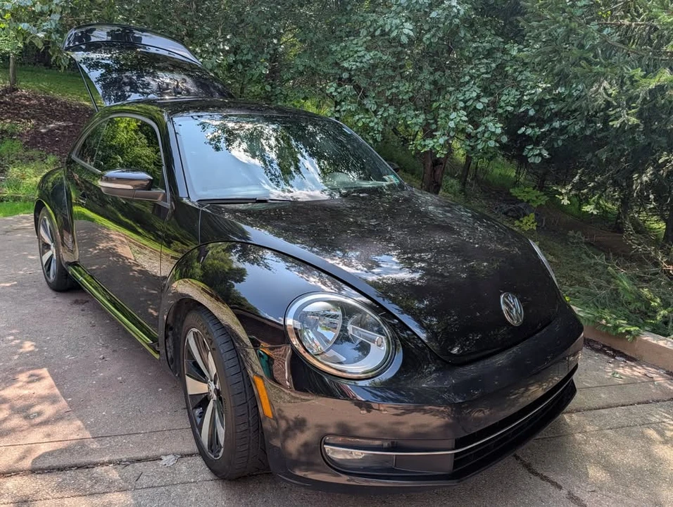 2012 Volkswagen A5 Beetle - Image 2 of 20
