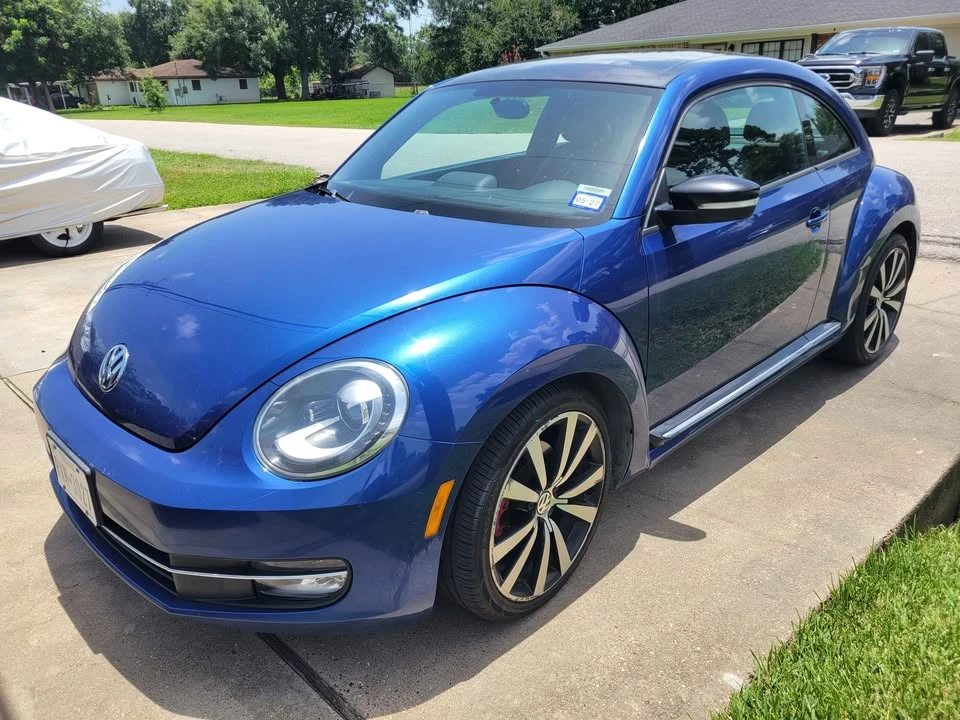 2012 Volkswagen A5 Beetle - Image 2 of 8