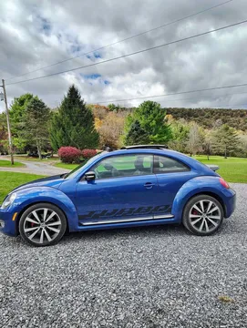 2012 Volkswagen Beetle Turbo Fender Edition