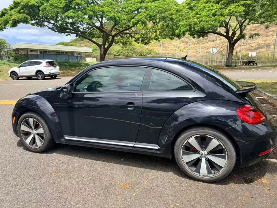 2012 Volkswagen A5 Beetle - Image 5 of 8
