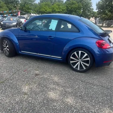 2012 Volkswagen Beetle Turbo Hatchback 2D