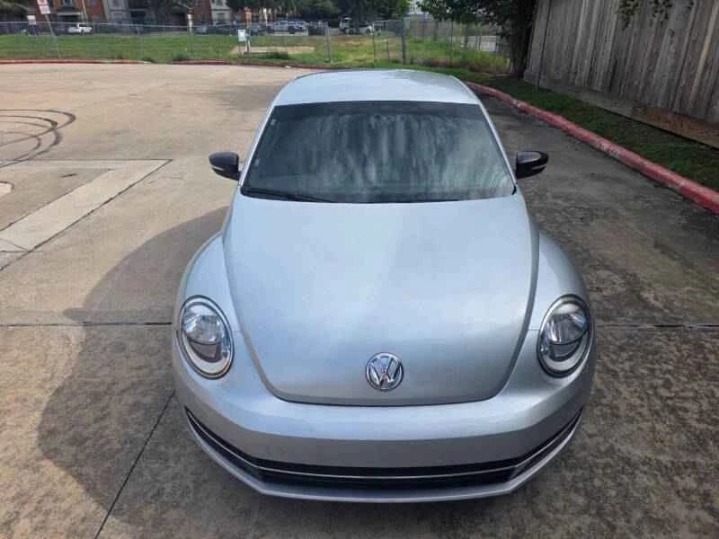 2012 Volkswagen A5 Beetle - Image 9 of 20
