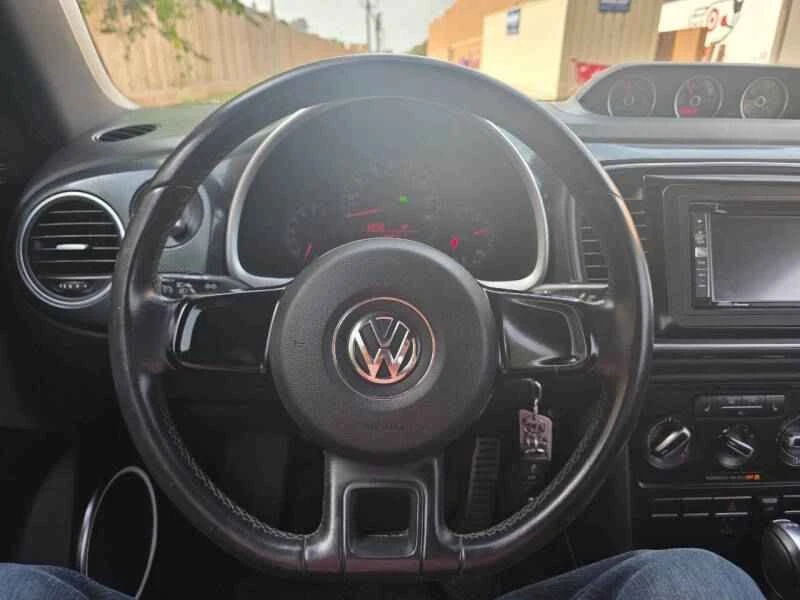 2012 Volkswagen A5 Beetle - Image 16 of 20