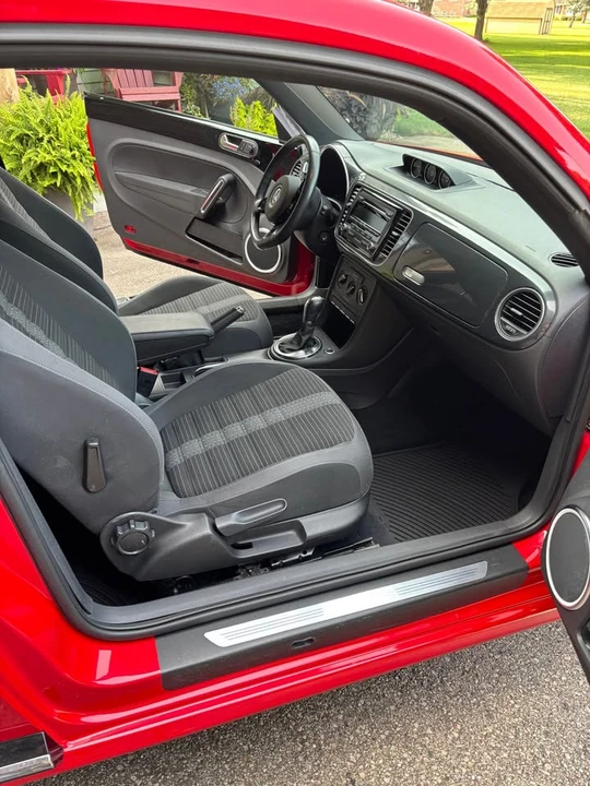 2012 Volkswagen A5 Beetle - Image 19 of 20