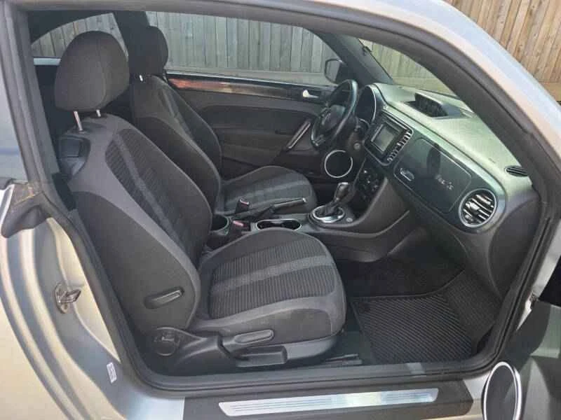 2012 Volkswagen A5 Beetle - Image 10 of 20