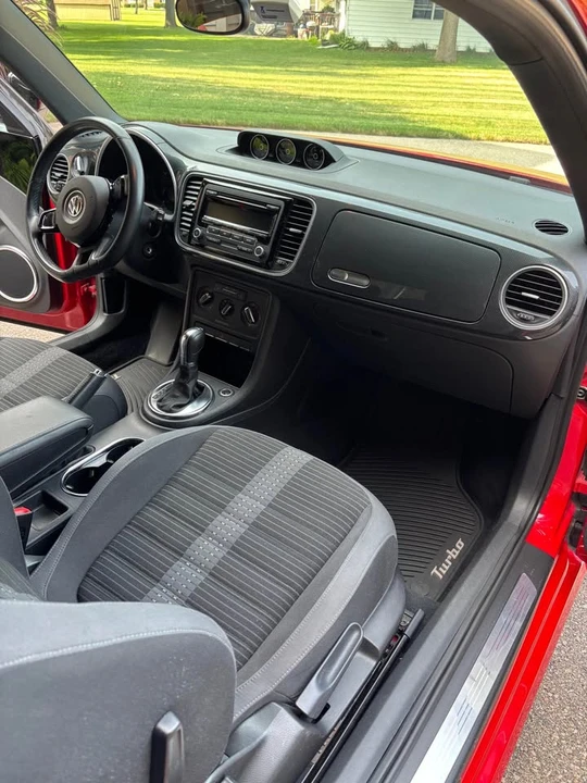 2012 Volkswagen A5 Beetle - Image 14 of 20