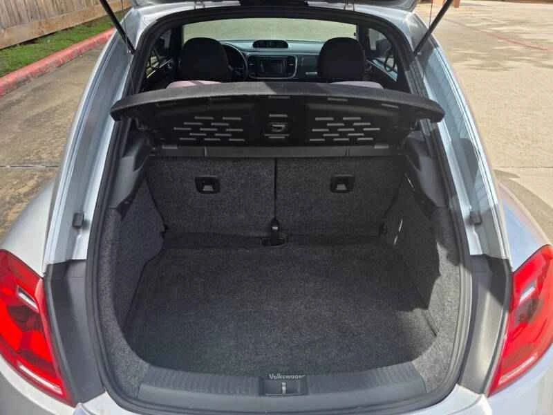 2012 Volkswagen A5 Beetle - Image 13 of 20
