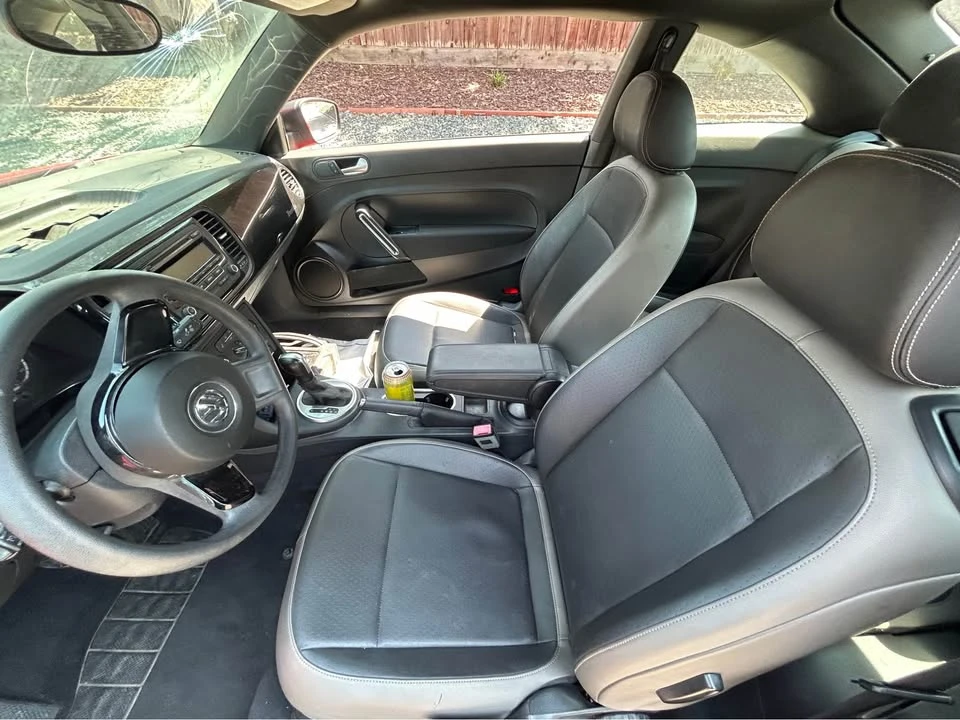 2012 Volkswagen A5 Beetle - Image 15 of 16