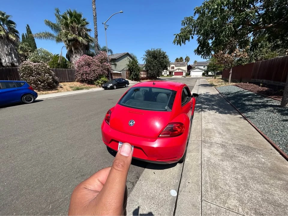 2012 Volkswagen A5 Beetle - Image 11 of 16