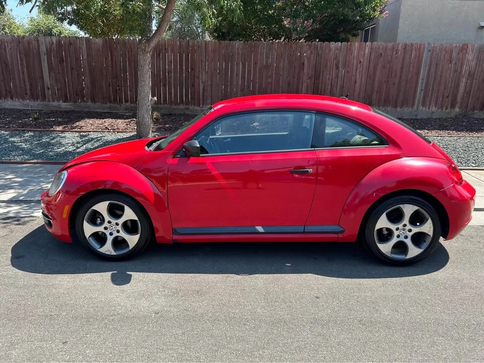 2012 Volkswagen A5 Beetle - Image 5 of 16