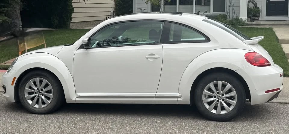 2012 Volkswagen A5 Beetle - Image 3 of 7