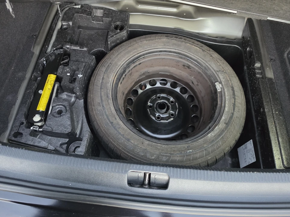 2012 Volkswagen CC - Image 18 of 21