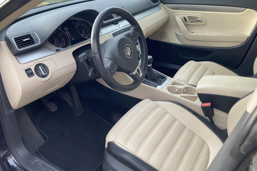 2012 Volkswagen CC - Image 6 of 7