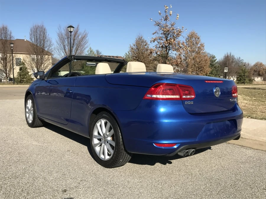 2012 Volkswagen Eos - Image 3 of 11