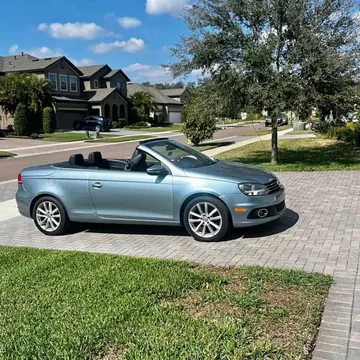 2012 Volkswagen Eos 2.0T Hard Top Convertible