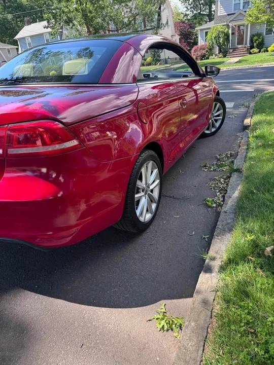 2012 Volkswagen Eos - Image 4 of 11