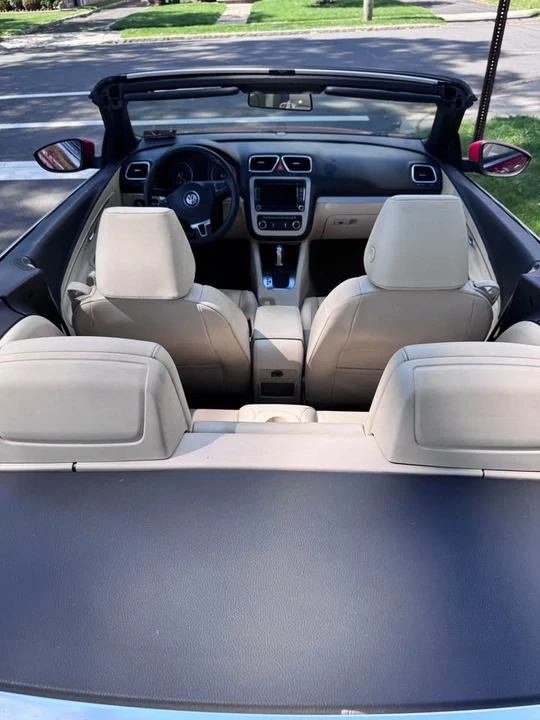 2012 Volkswagen Eos - Image 11 of 11