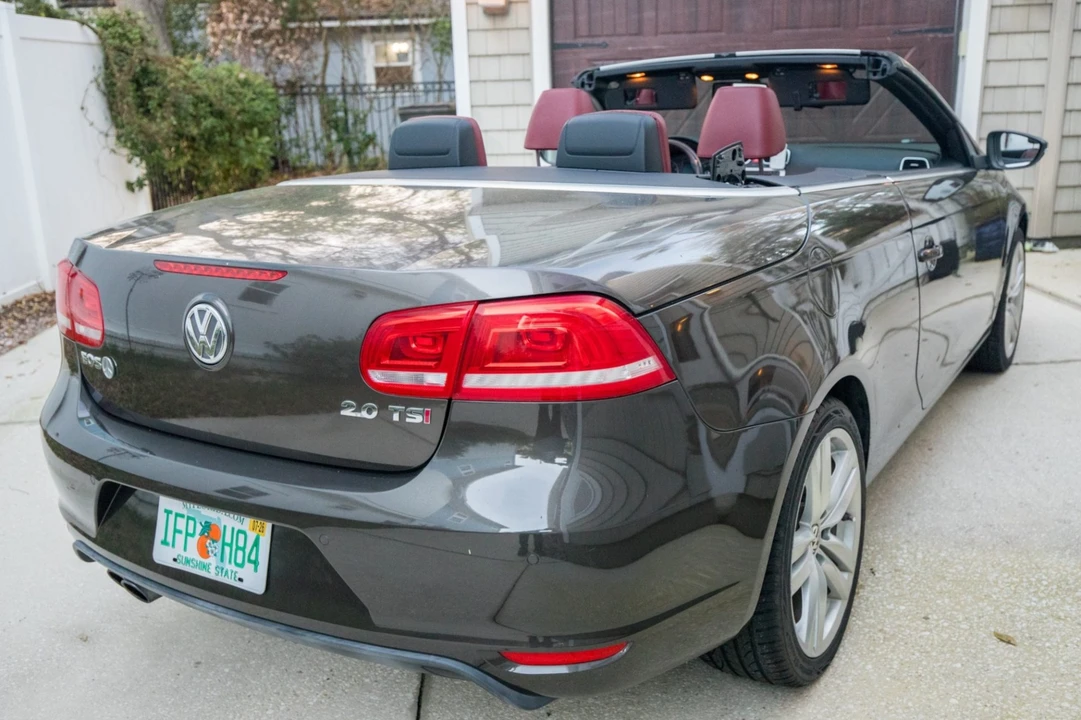 2012 Volkswagen Eos - Image 2 of 7