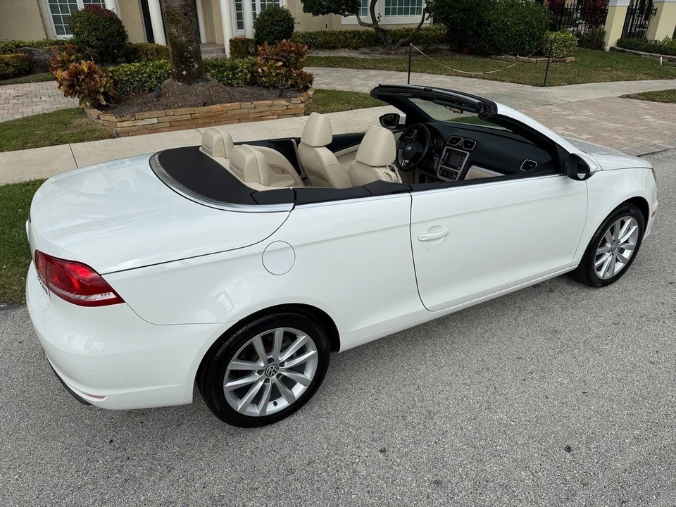 2012 Volkswagen Eos - Image 4 of 21