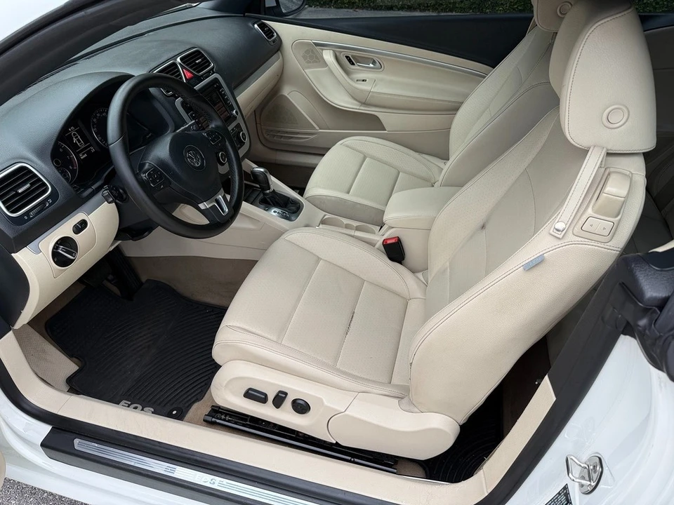 2012 Volkswagen Eos - Image 20 of 21