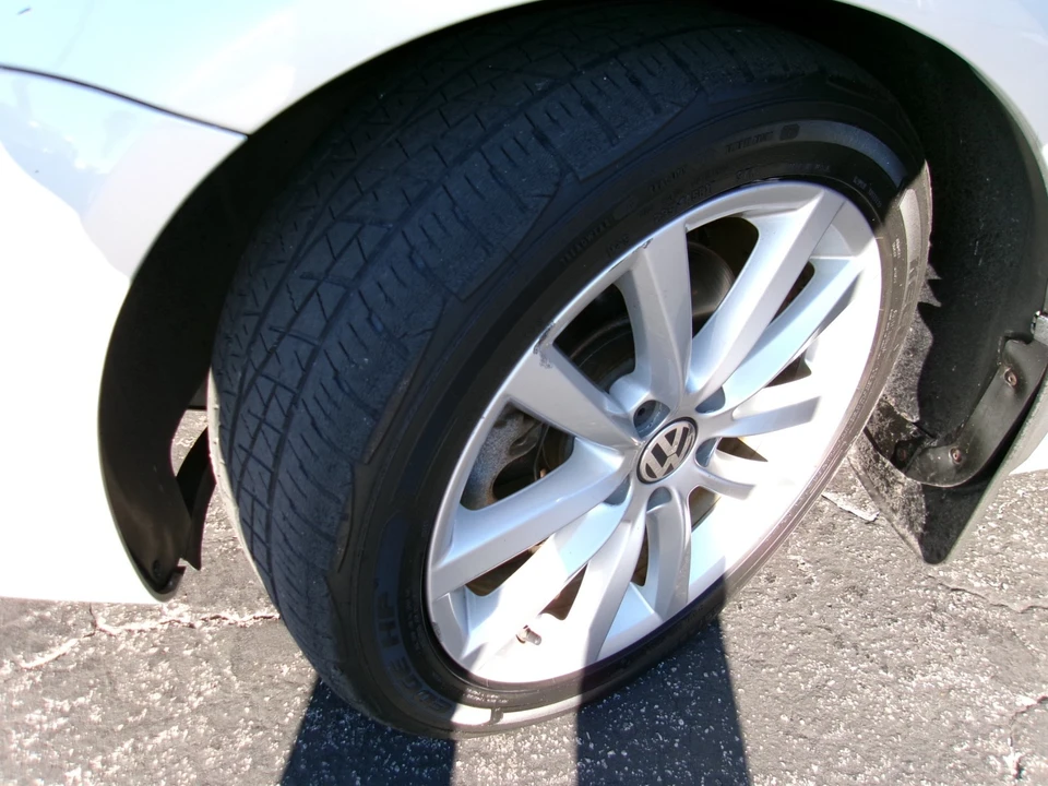 2012 Volkswagen Eos - Image 11 of 20