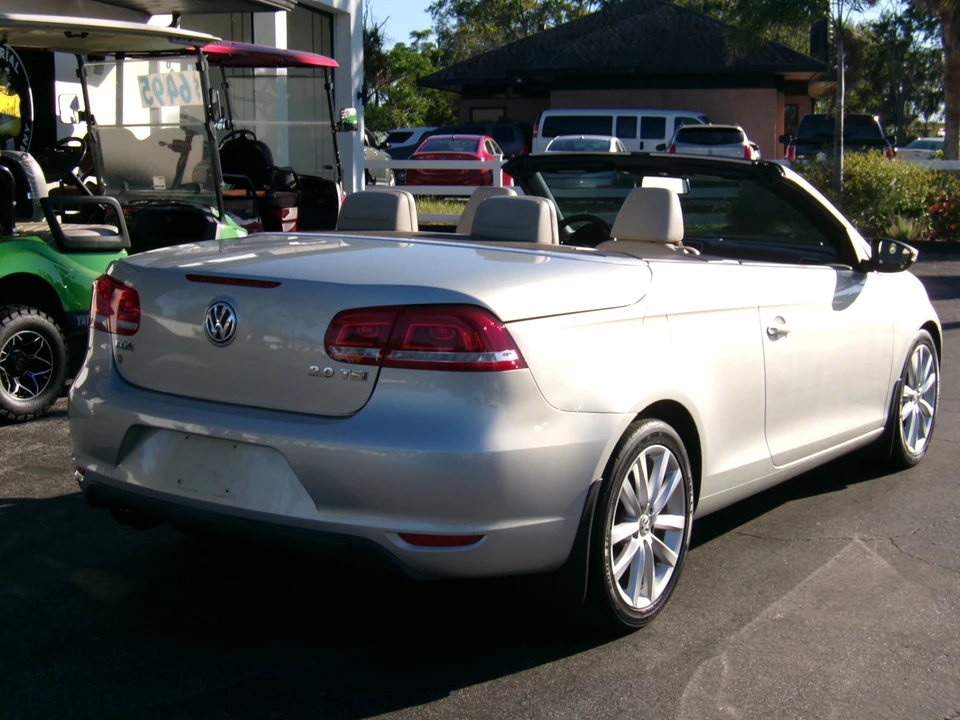 2012 Volkswagen Eos - Image 5 of 20