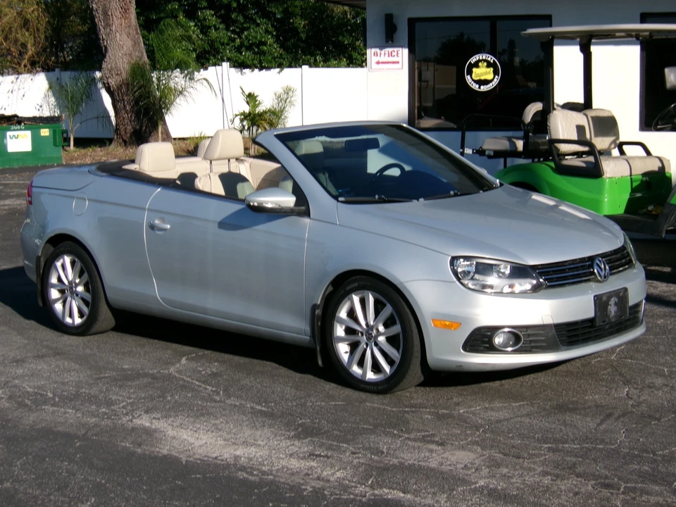 2012 Volkswagen Eos - Image 3 of 20