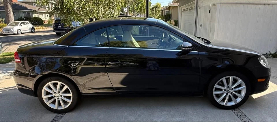 2012 Volkswagen Eos - Image 3 of 10