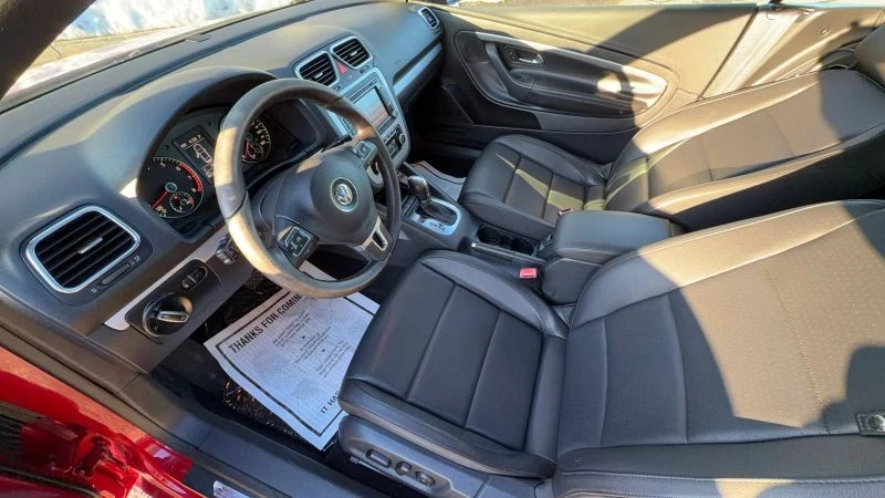 2012 Volkswagen Eos - Image 10 of 12