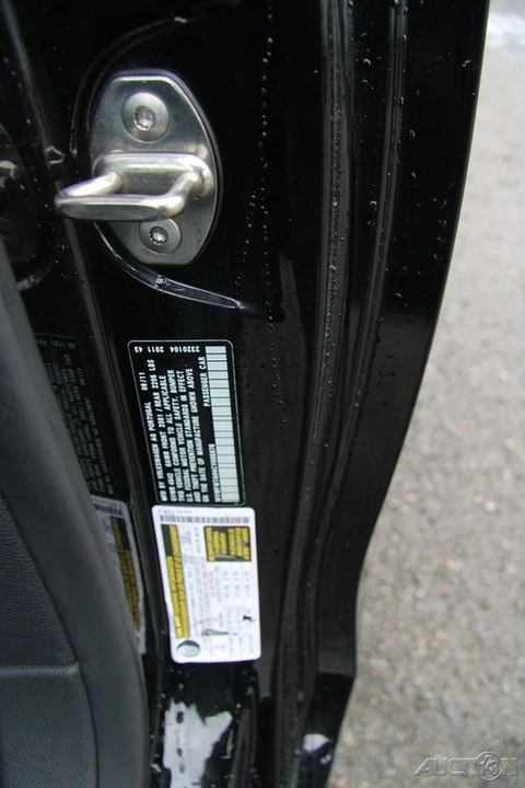 2012 Volkswagen Eos - Image 11 of 21