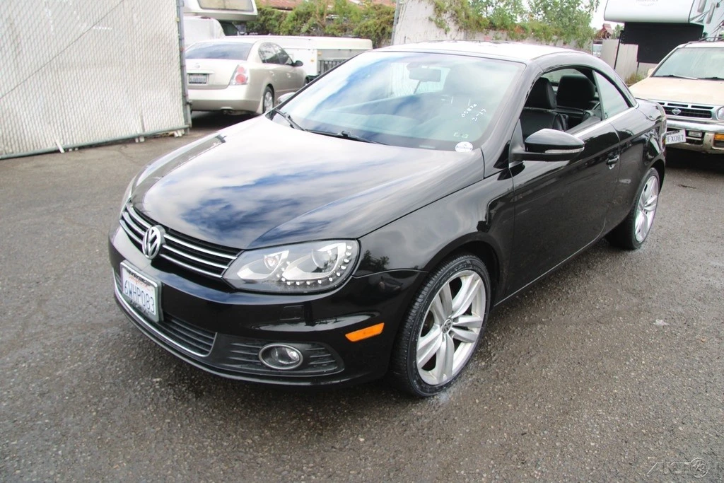 2012 Volkswagen Eos - Image 2 of 21