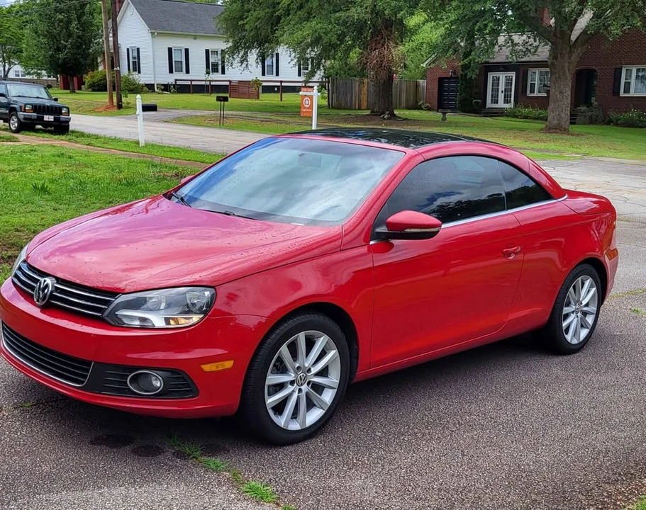 2012 Volkswagen Eos - Image 4 of 11
