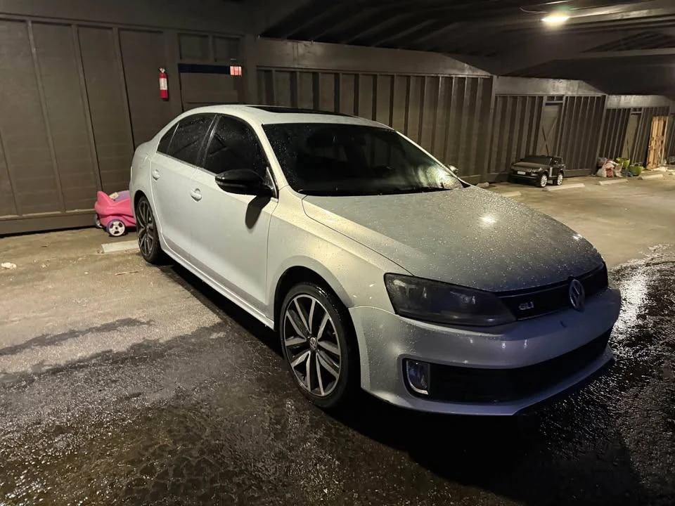 2012 Volkswagen A6 Jetta - Image 4 of 8
