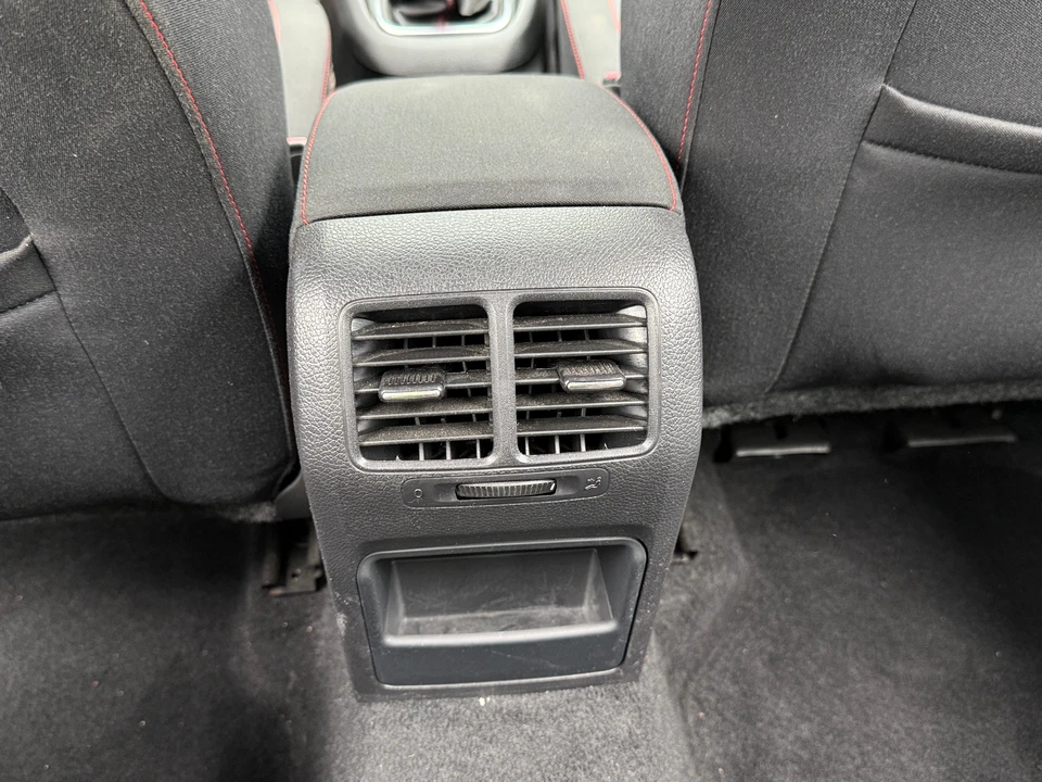 2012 Volkswagen - Image 5 of 31