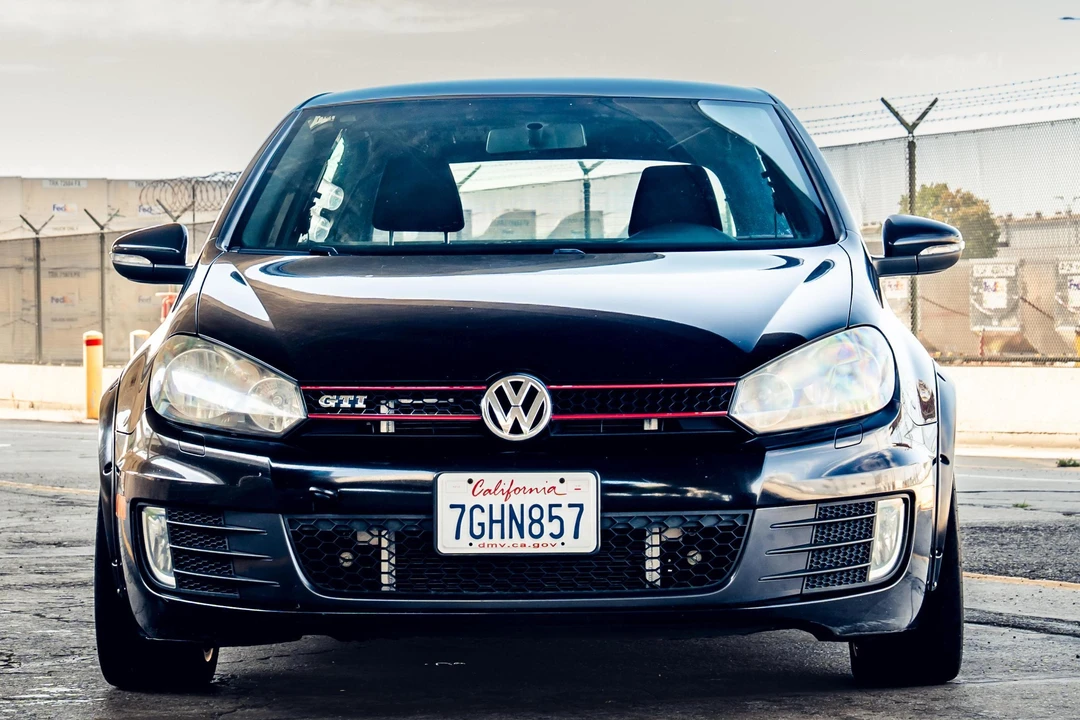 2012 Volkswagen GTI Mk6 - Image 2 of 31