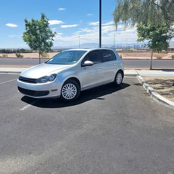 2012 Volkswagen Golf 2.5L Hatchback 4D