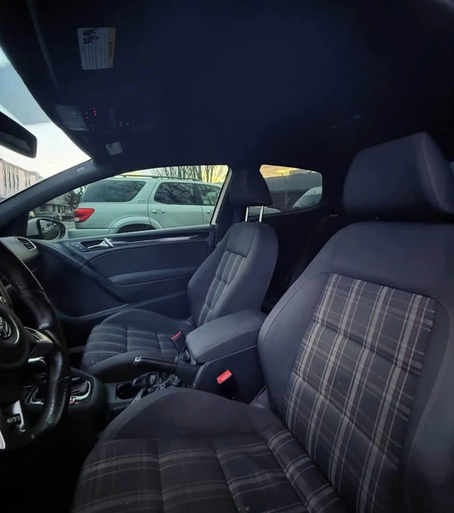 2012 Volkswagen GTI Mk6 - Image 5 of 9
