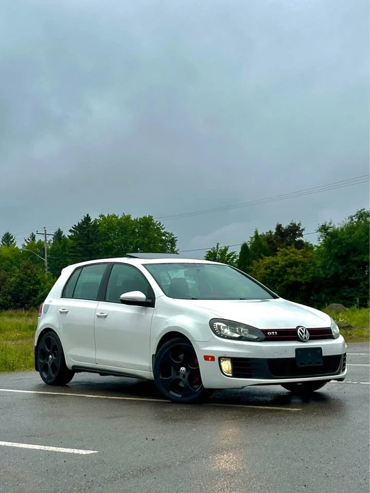 2012 Volkswagen GTI Mk6 - Image 2 of 2