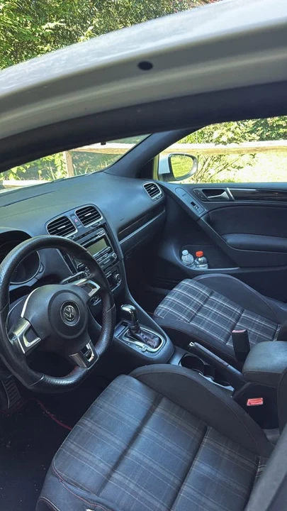 2012 Volkswagen GTI Mk6 - Image 7 of 8