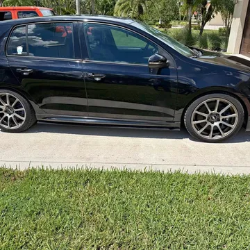 2012 Volkswagen Golf R 4Motion