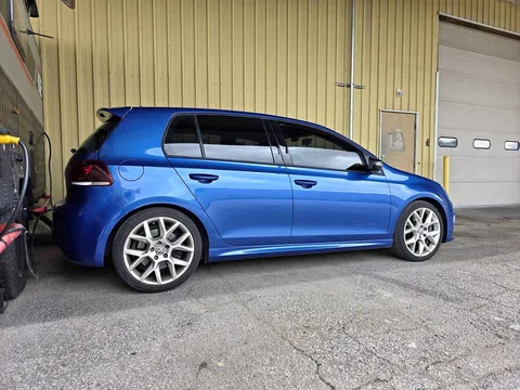 2012 Volkswagen Golf R Hatchback Sedan 4D