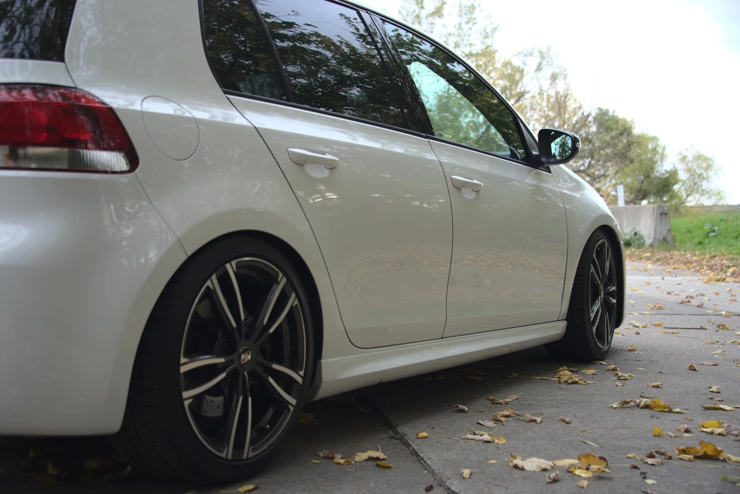 2012 Volkswagen Golf R Mk6 - Image 10 of 15